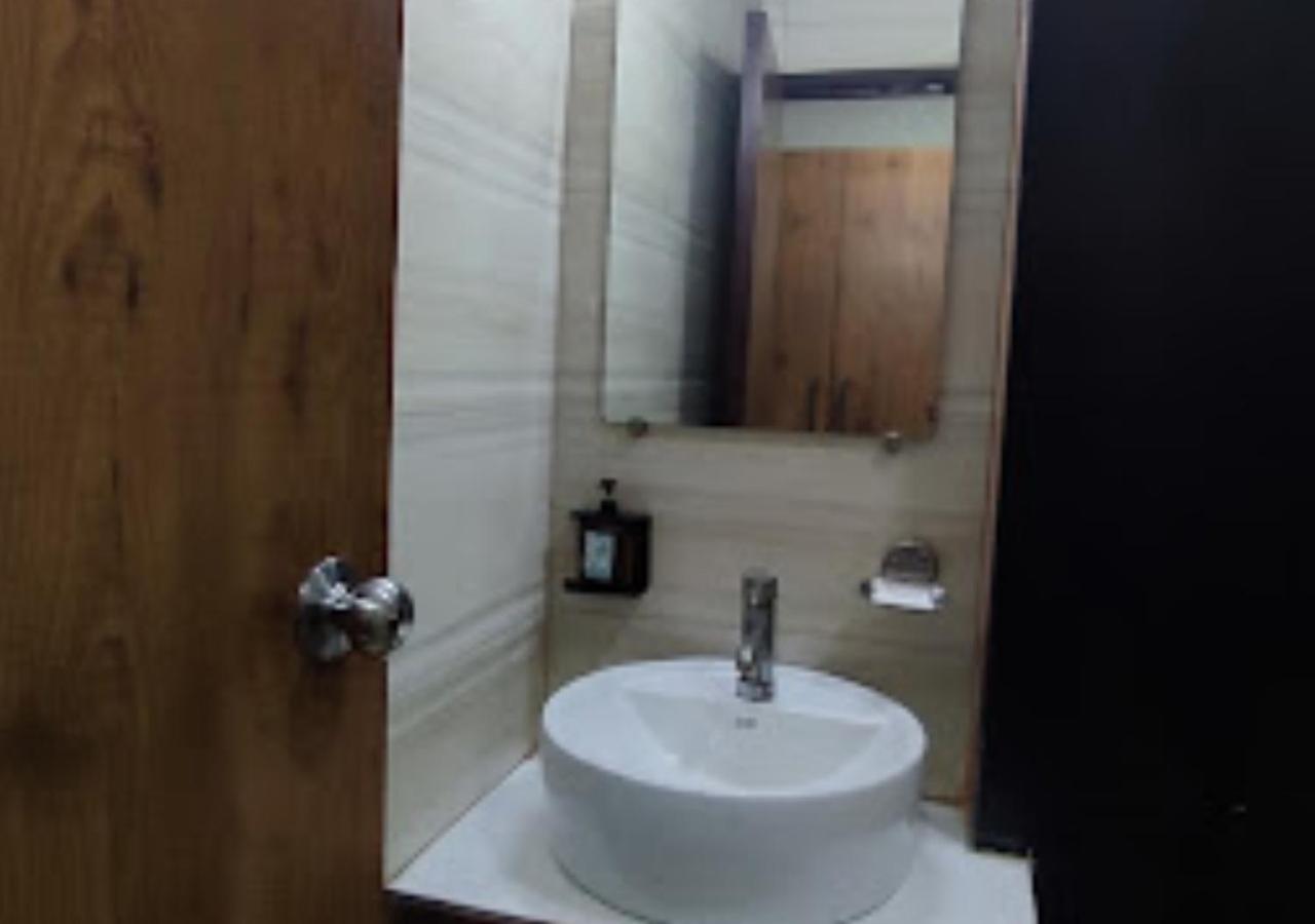 Hotel Siddharth Premiere Chandrapur Buitenkant foto
